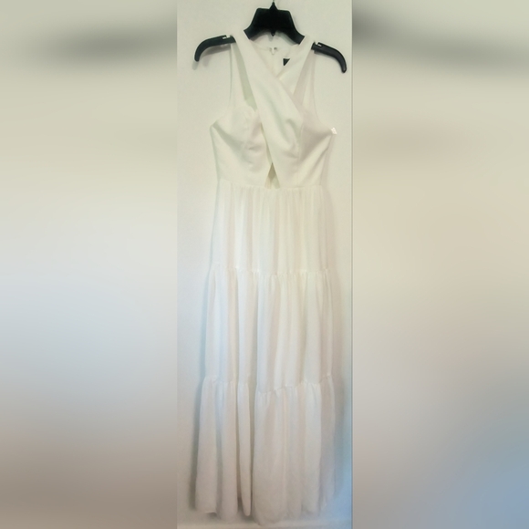 New Ivory Evening Dress / Size 0 - Picture 4 of 9